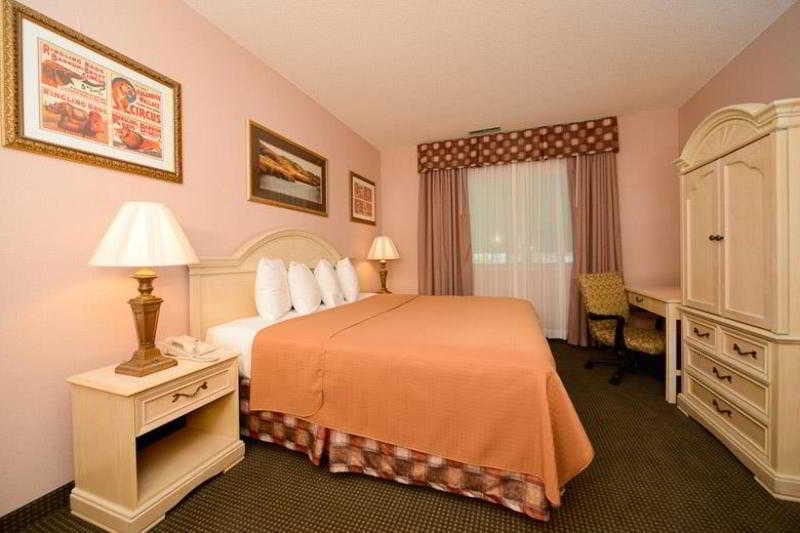 Best Western Circus City Inn Peru Zewnętrze zdjęcie